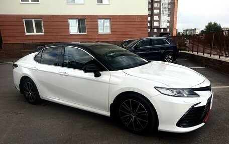 Toyota Camry, 2021 год, 3 500 000 рублей, 9 фотография