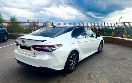 Toyota Camry, 2021 год, 3 500 000 рублей, 10 фотография