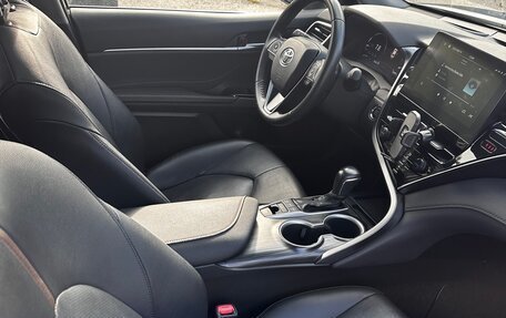 Toyota Camry, 2023 год, 3 700 000 рублей, 13 фотография