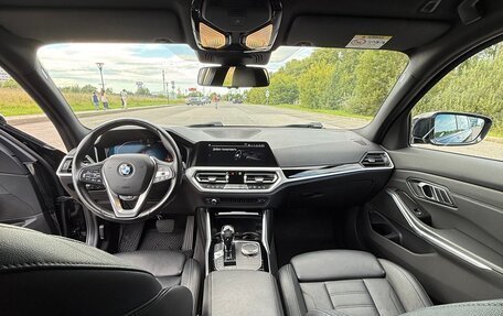 BMW 3 серия, 2019 год, 3 600 000 рублей, 9 фотография