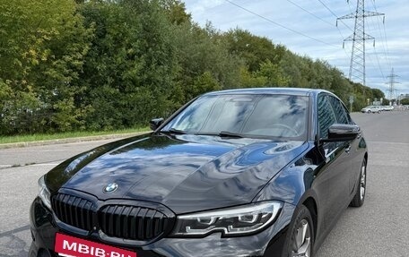 BMW 3 серия, 2019 год, 3 600 000 рублей, 2 фотография
