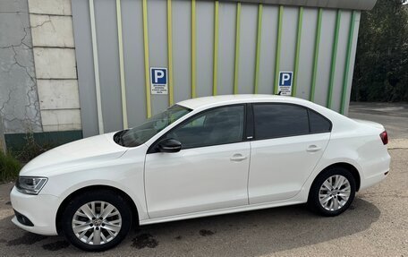 Volkswagen Jetta VI, 2014 год, 1 050 000 рублей, 3 фотография