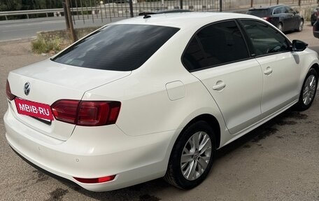 Volkswagen Jetta VI, 2014 год, 1 050 000 рублей, 5 фотография
