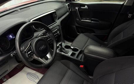KIA Sportage IV рестайлинг, 2018 год, 2 100 000 рублей, 8 фотография