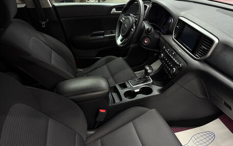 KIA Sportage IV рестайлинг, 2018 год, 2 100 000 рублей, 10 фотография