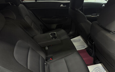 KIA Sportage IV рестайлинг, 2018 год, 2 100 000 рублей, 22 фотография