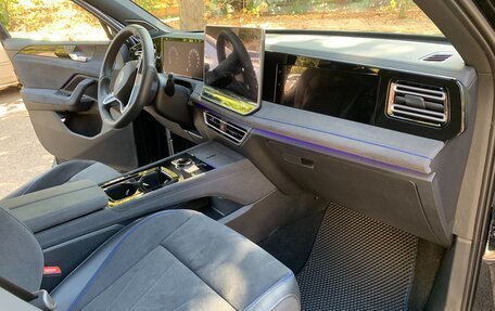 Volkswagen Tiguan, 2024 год, 4 250 000 рублей, 17 фотография