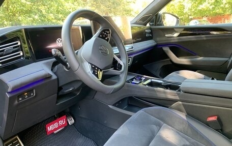 Volkswagen Tiguan, 2024 год, 4 250 000 рублей, 14 фотография