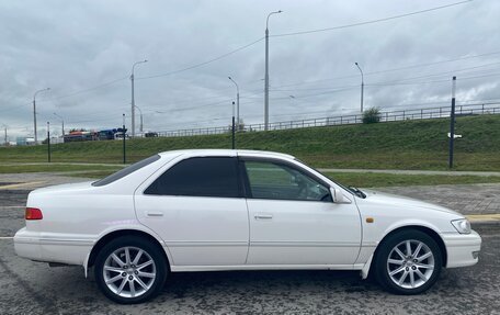 Toyota Camry, 2000 год, 600 000 рублей, 11 фотография