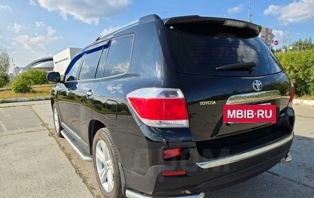 Toyota Highlander III, 2011 год, 2 150 000 рублей, 5 фотография