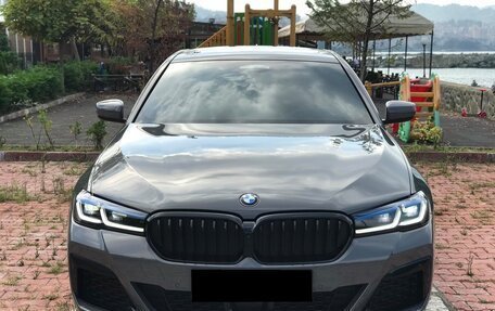 BMW 5 серия, 2022 год, 4 320 000 рублей, 2 фотография