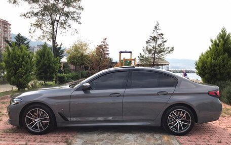 BMW 5 серия, 2022 год, 4 320 000 рублей, 13 фотография