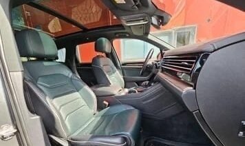 Volkswagen Touareg III, 2018 год, 4 450 000 рублей, 14 фотография