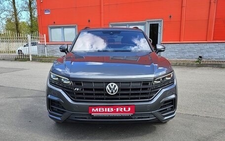 Volkswagen Touareg III, 2018 год, 4 450 000 рублей, 4 фотография