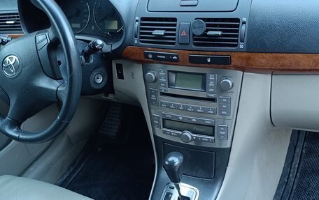 Toyota Avensis III рестайлинг, 2006 год, 1 000 000 рублей, 5 фотография