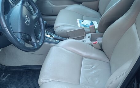 Toyota Avensis III рестайлинг, 2006 год, 1 000 000 рублей, 10 фотография