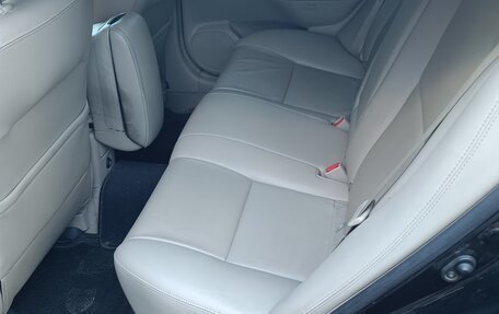 Toyota Avensis III рестайлинг, 2006 год, 1 000 000 рублей, 13 фотография