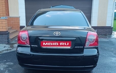 Toyota Avensis III рестайлинг, 2006 год, 1 000 000 рублей, 7 фотография
