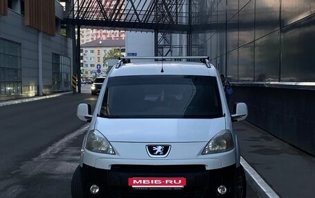 Peugeot Partner II рестайлинг 2, 2010 год, 480 000 рублей, 8 фотография