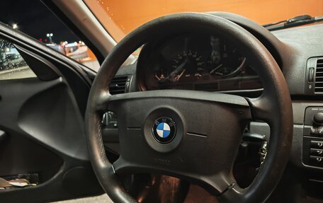 BMW 3 серия, 2002 год, 650 000 рублей, 21 фотография