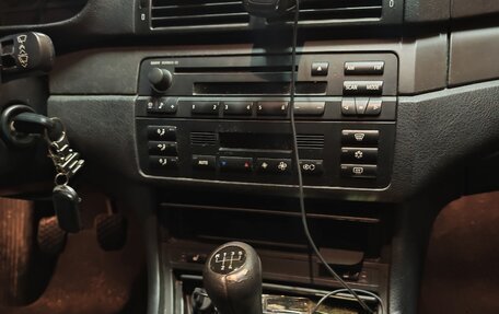 BMW 3 серия, 2002 год, 650 000 рублей, 20 фотография