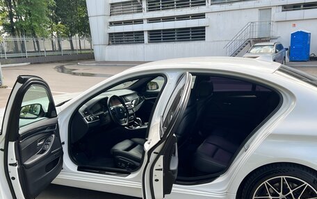 BMW 5 серия, 2016 год, 2 700 000 рублей, 10 фотография
