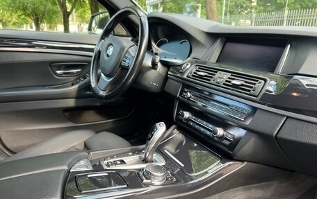 BMW 5 серия, 2016 год, 2 700 000 рублей, 12 фотография