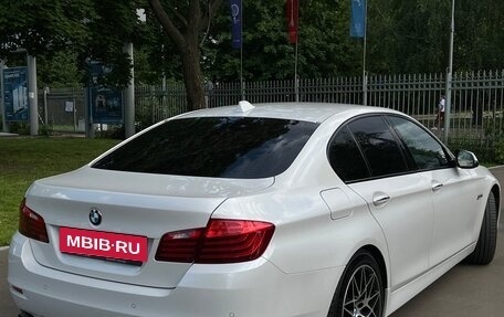 BMW 5 серия, 2016 год, 2 700 000 рублей, 3 фотография
