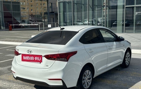 Hyundai Solaris II рестайлинг, 2017 год, 1 250 000 рублей, 6 фотография