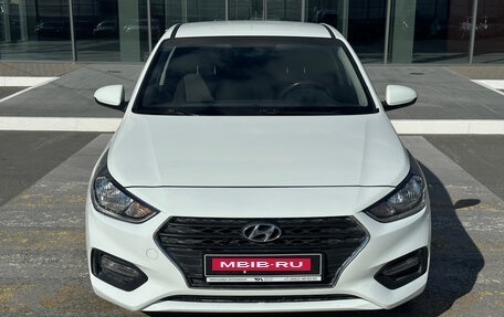 Hyundai Solaris II рестайлинг, 2017 год, 1 250 000 рублей, 2 фотография