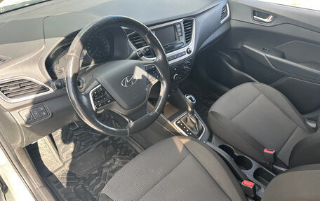 Hyundai Solaris II рестайлинг, 2017 год, 1 250 000 рублей, 10 фотография
