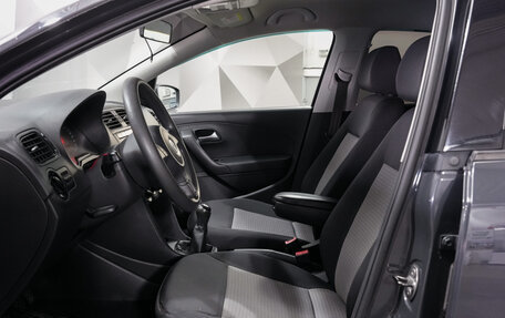 Volkswagen Polo VI (EU Market), 2013 год, 696 000 рублей, 10 фотография