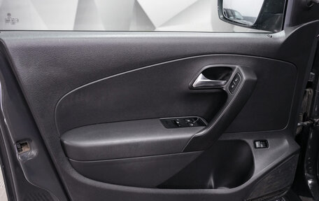 Volkswagen Polo VI (EU Market), 2013 год, 696 000 рублей, 16 фотография