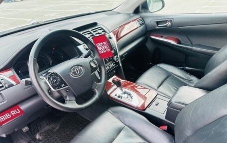 Toyota Camry, 2013 год, 1 540 000 рублей, 10 фотография
