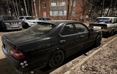 Nissan Laurel VIII, 2001 год, 640 000 рублей, 2 фотография