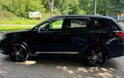 Mitsubishi Outlander III рестайлинг 3, 2017 год, 2 000 000 рублей, 1 фотография