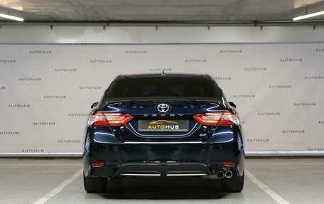 Toyota Camry, 2019 год, 2 190 000 рублей, 6 фотография