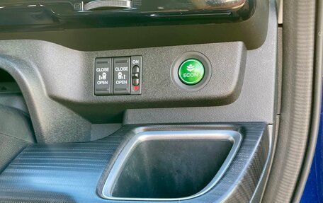 Honda Stepwgn IV, 2015 год, 2 290 000 рублей, 13 фотография