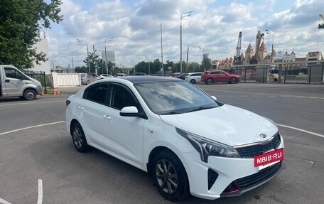 KIA Rio IV, 2020 год, 1 750 000 рублей, 6 фотография