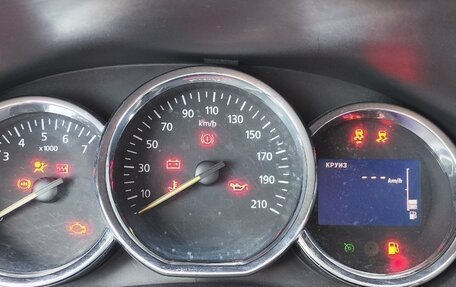 Renault Logan I, 2014 год, 805 000 рублей, 13 фотография