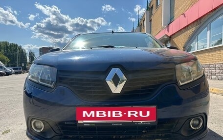 Renault Logan II, 2015 год, 475 000 рублей, 3 фотография
