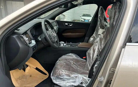 Volvo XC60 II, 2025 год, 4 178 000 рублей, 8 фотография