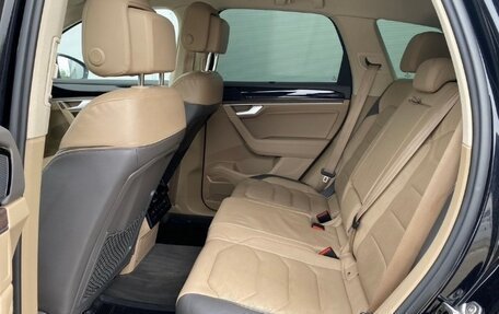 Volkswagen Touareg III, 2019 год, 4 800 000 рублей, 14 фотография