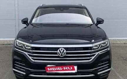 Volkswagen Touareg III, 2019 год, 4 800 000 рублей, 3 фотография