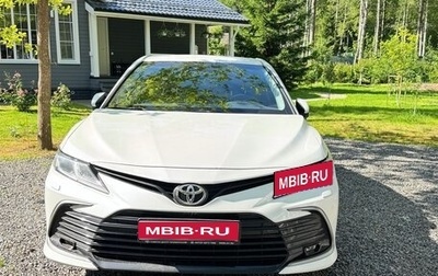 Toyota Camry, 2021 год, 2 390 000 рублей, 1 фотография