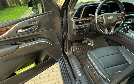 Cadillac Escalade V, 2021 год, 9 500 000 рублей, 12 фотография