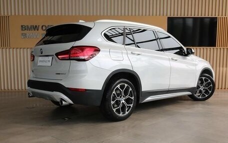 BMW X1, 2022 год, 1 950 000 рублей, 3 фотография