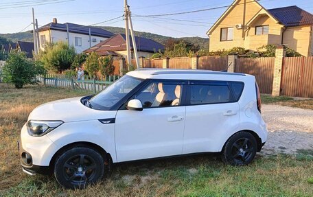 KIA Soul II рестайлинг, 2017 год, 1 550 000 рублей, 2 фотография