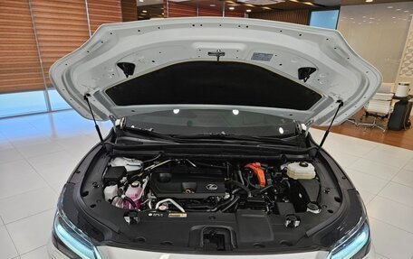 Lexus RX IV рестайлинг, 2025 год, 9 000 000 рублей, 6 фотография