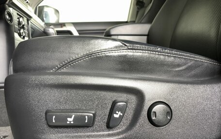 Toyota Land Cruiser Prado 150 рестайлинг 2, 2021 год, 6 949 000 рублей, 16 фотография